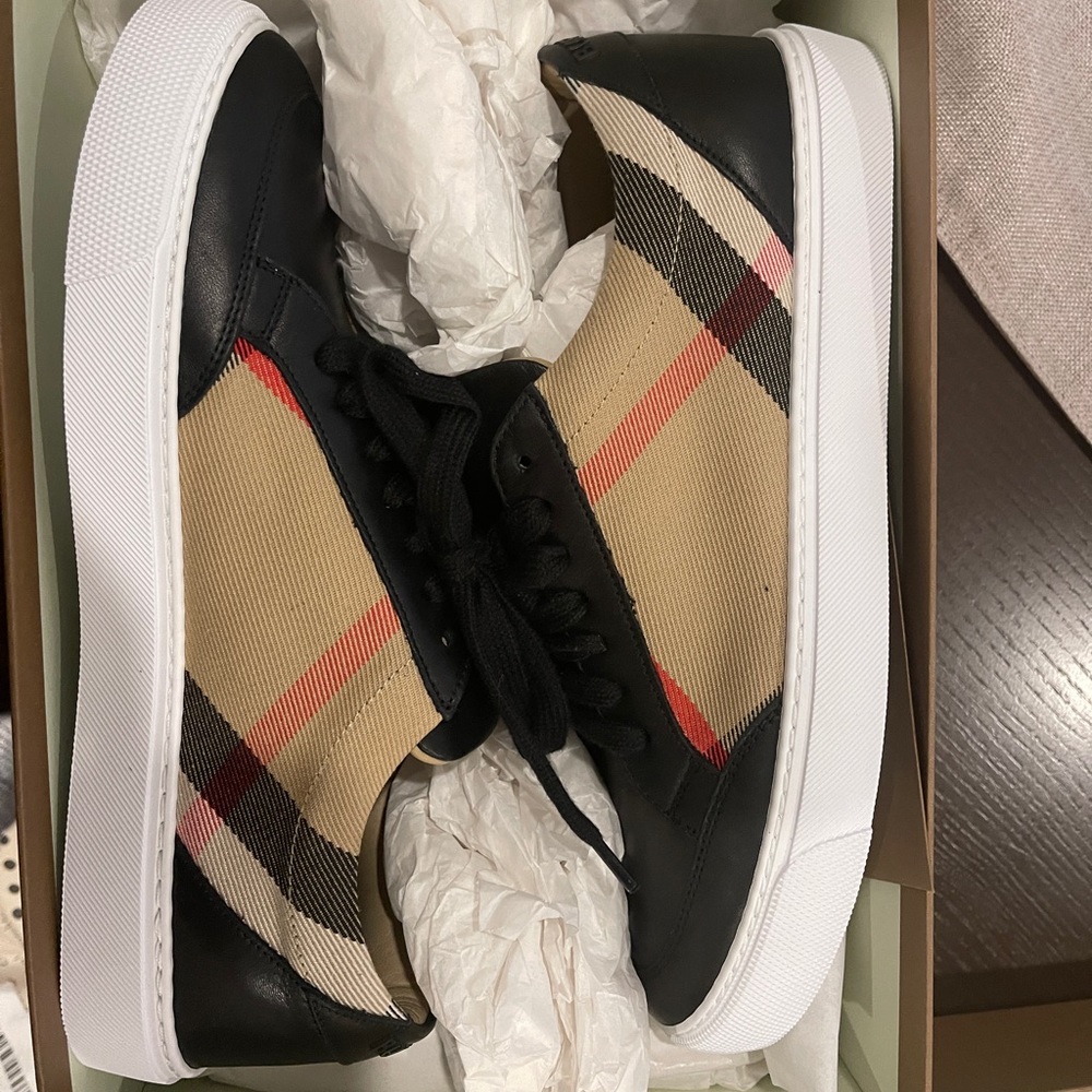 Burberry sneakers brand new!!